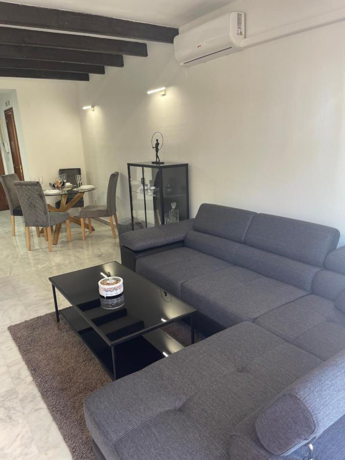 Beach Apartament In 또레비에하 외부 사진