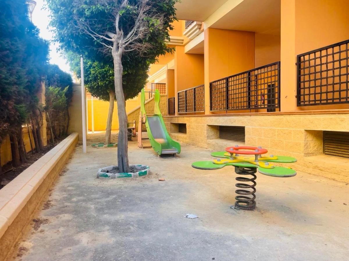 Beach Apartament In 또레비에하 외부 사진