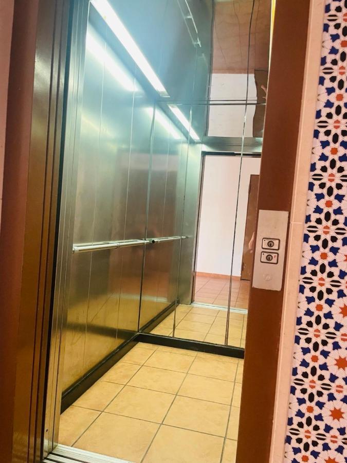 Beach Apartament In 또레비에하 외부 사진