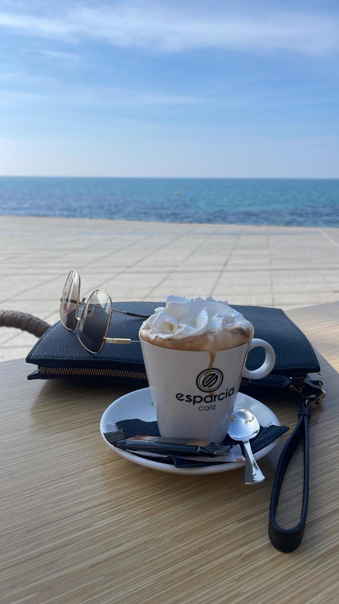 Beach Apartament In 또레비에하 외부 사진